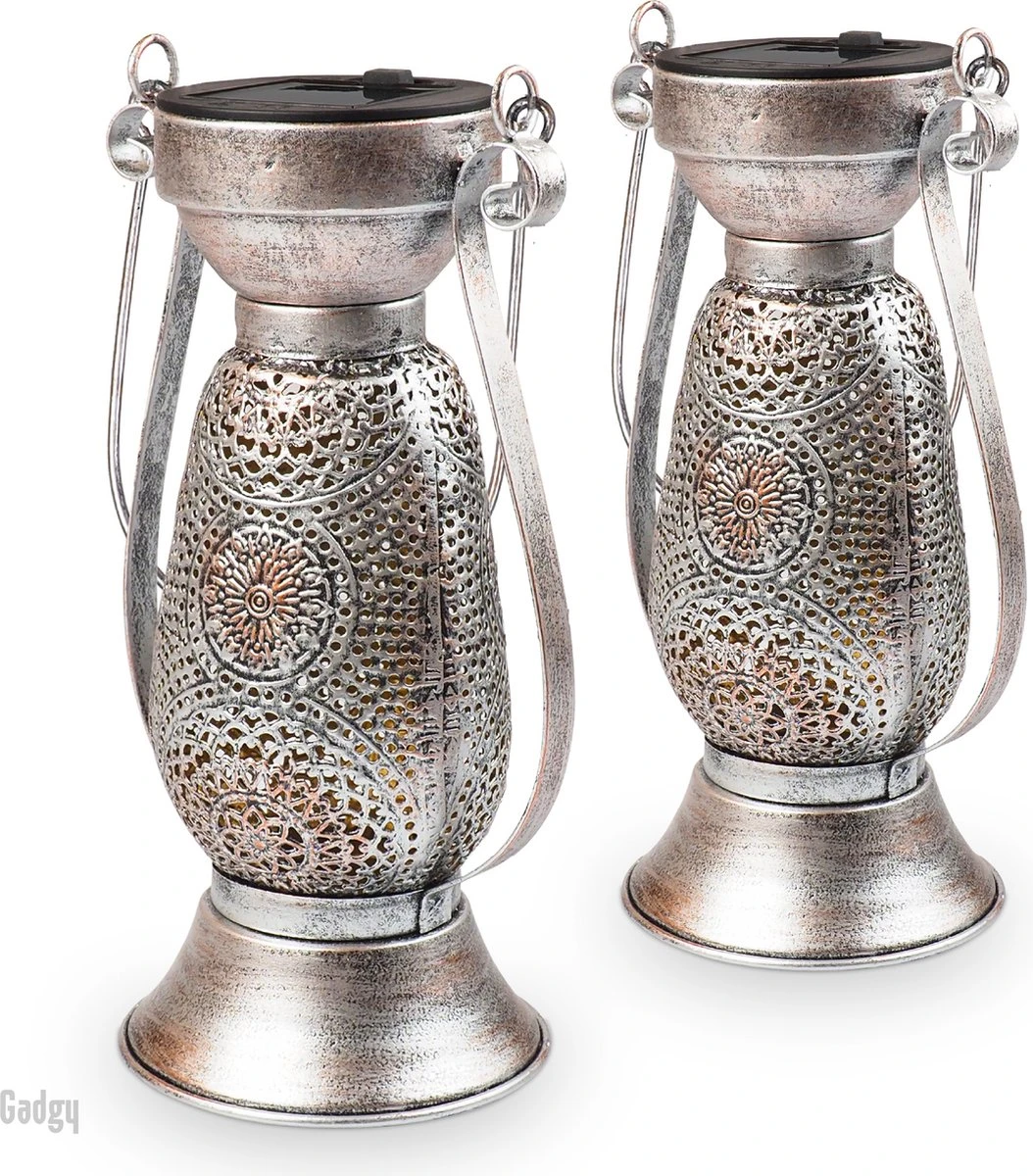 Gadgy Solar Tafellamp Petroleum - Olielamp Tuinlantaarn Set Van 2 - Solar Tuinverlichting Op Zonneenergie - Led Buitenverlichting Met Dag/nacht Sensor - Hanglamp - 21 X Ø11.5 Cm - Metaal - Afbeelding 8