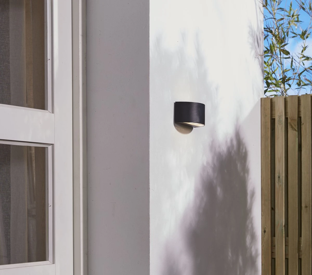 Luxform Arc - Tuinwandlamp - Oplaadbare USB LED Lamp - Zwart - Afbeelding 3