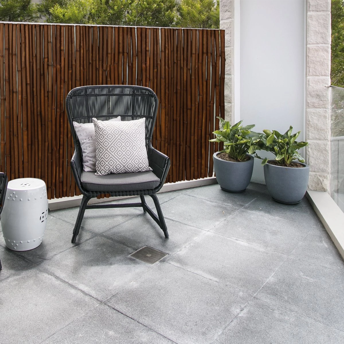 Sol Royal B23 – Premium Bamboe Tuinscherm 100x250cm Donkerbruin – Geharde Bamboestokken Ø 2-3cm – Weerbestendige Balkonscherm - Afbeelding 8