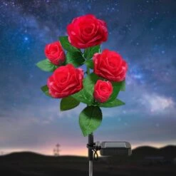 Merkloos 2 Stuks - Solar LED Rozen Tuinverlichting - IP65 Waterproof - Voor Buiten - Koraal Ontwerp - Decoratief Tuin Verlichting - Kunstbloemen Op Zonne- Energie - Tuinverlichting Op Zon Energie - Zonne Prikspot - Solar Tuindecor - Blauw