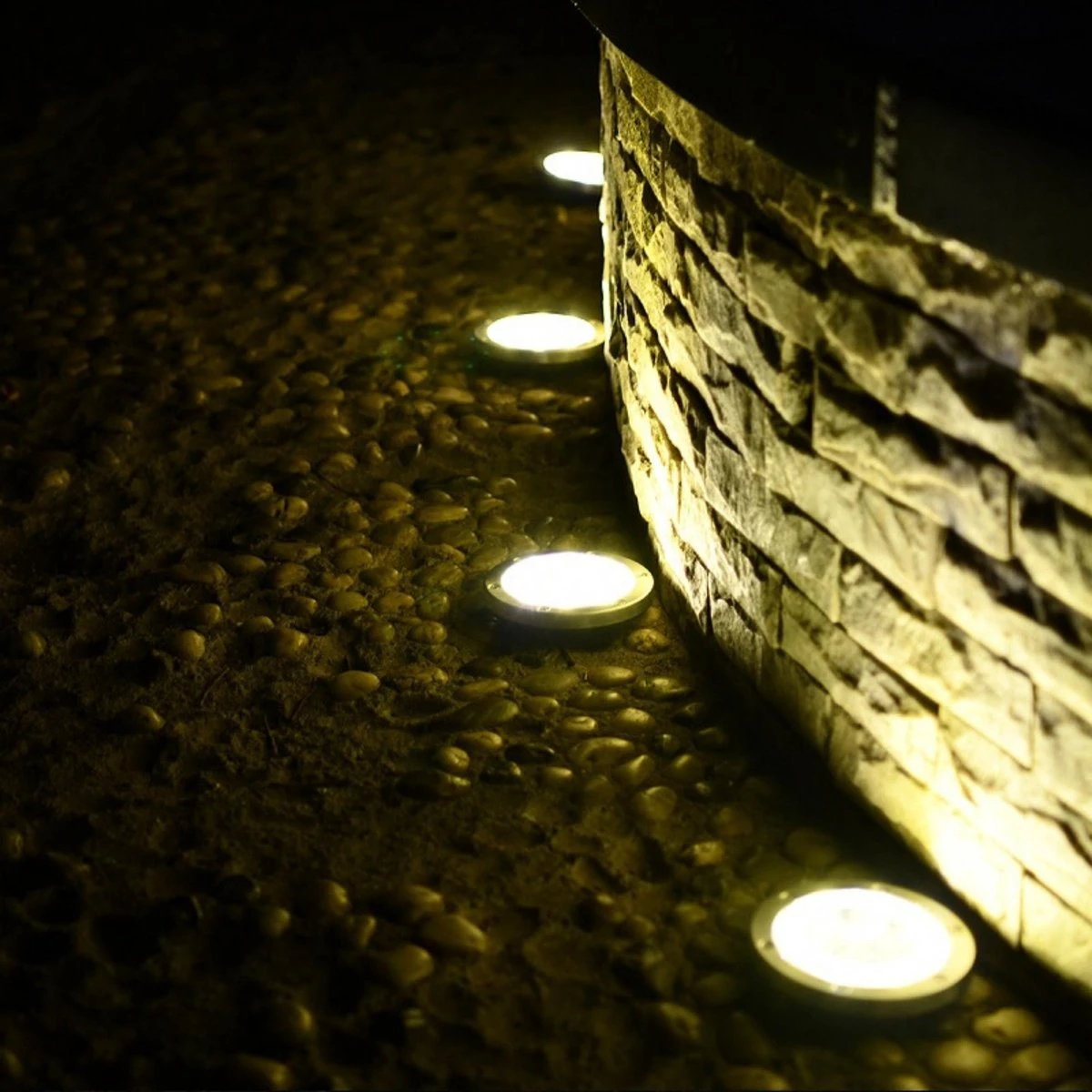 Q-Mate 4 X LED Solar Grondspot Zwart - Solar Tuinverlichting - Buitenlamp - Tuinverlichting Op Zonne-Energie - Afbeelding 4