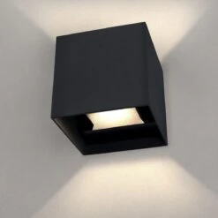 Ledvion Wandlamp Buiten - Zwart - 6W - 3000K - Up Down Light - IP54