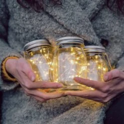 Gadgy Solar Lantaarn Jar Fairy Lights - Solar Tuinverlichting Op Zonneenergie - Tuinlantaarn Met Dag/nacht Sensor - 3 Glazen Potjes Met Led String Verlichting - Buitenverlichting