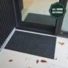 Antislip Deurmat Buiten Studio M - OUTDOOR - Buitenmat - 60x100cm - Zwart - All-Weather Deurmat - Droogloopmat Buiten - UV-/Chloor-/Zoutwaterbestendig - Geschikt Voor Aan Buitendeur, Zwembad, Sauna, Buitendouche, BBQ, Camping