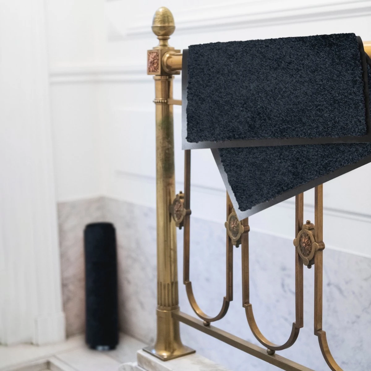 Deurmat Binnen Studio M - CLASSIC PRO - Droogloopmat Binnen 120x180 Cm - ZWART - Schoonloopmat - Antislip Deurmat - Inloopmat - Deurmat Voor Binnen Of Buiten - Verschillende Afmetingen En Kleuren - Afbeelding 4